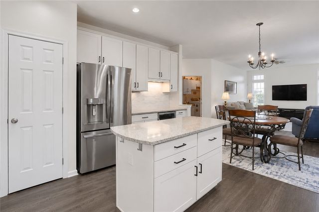 133 Hunter Drive, Cranberry Twp, PA 16066