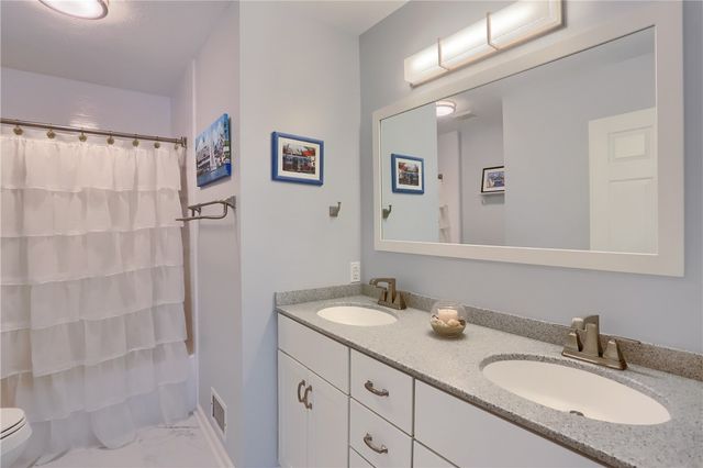 133 Hunter Drive, Cranberry Twp, PA 16066