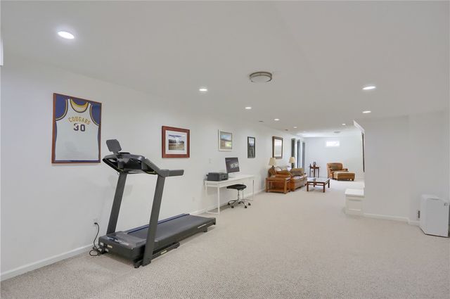 133 Hunter Drive, Cranberry Twp, PA 16066