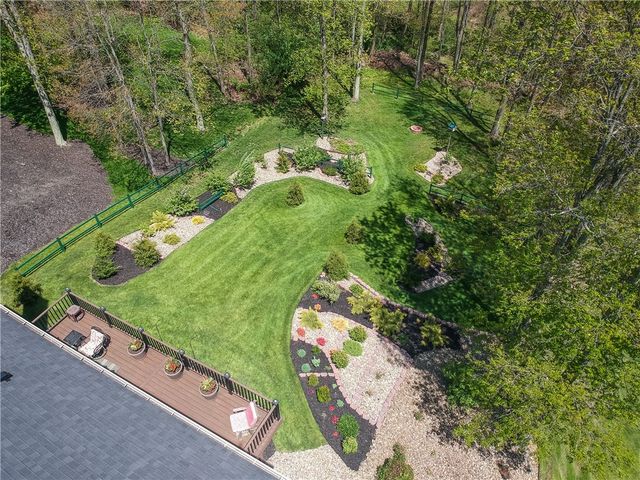 133 Hunter Drive, Cranberry Twp, PA 16066