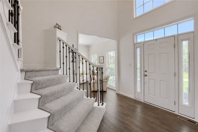 133 Hunter Drive, Cranberry Twp, PA 16066