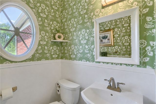 133 Hunter Drive, Cranberry Twp, PA 16066