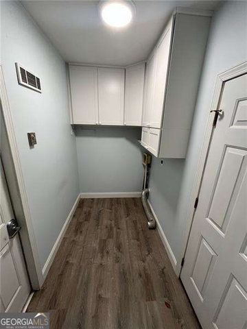 5052 Glaze Drive, Dunwoody, GA 30360