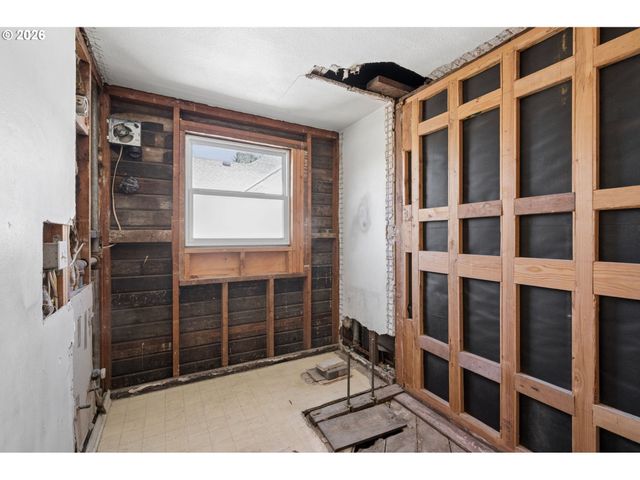 3604 Se 7TH Ave, Portland, OR 97202