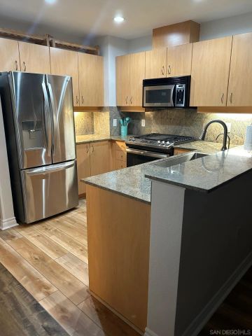 300 W Beech St, San Diego, CA 92101