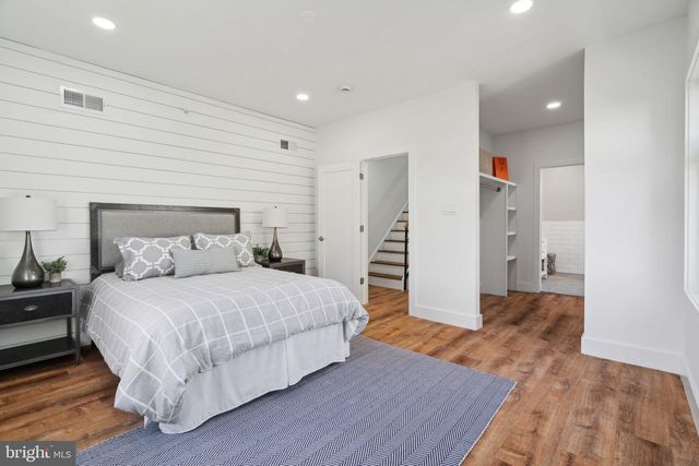 42 GOOD ST, Philadelphia, PA 19119