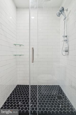 42 GOOD ST, Philadelphia, PA 19119