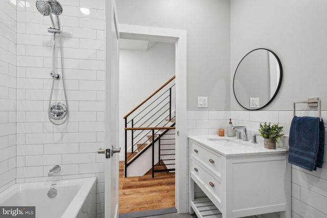 42 GOOD ST, Philadelphia, PA 19119