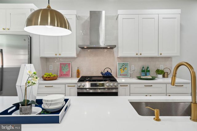 42 GOOD ST, Philadelphia, PA 19119