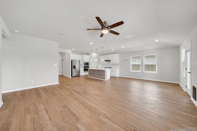 10206 Juniper Oaks, Boerne, TX 78006