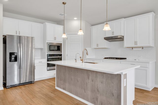 10206 Juniper Oaks, Boerne, TX 78006