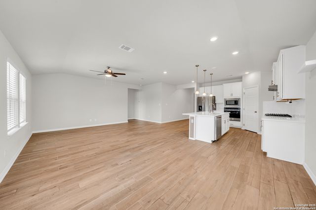 10206 Juniper Oaks, Boerne, TX 78006