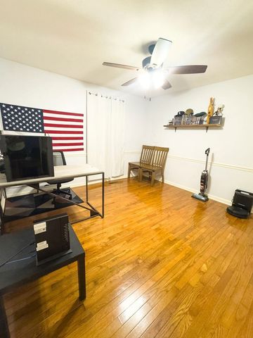 545 Quisenberry Ln, Hopkinsville, KY 42240