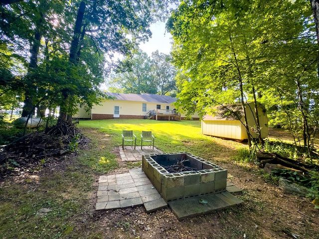 545 Quisenberry Ln, Hopkinsville, KY 42240