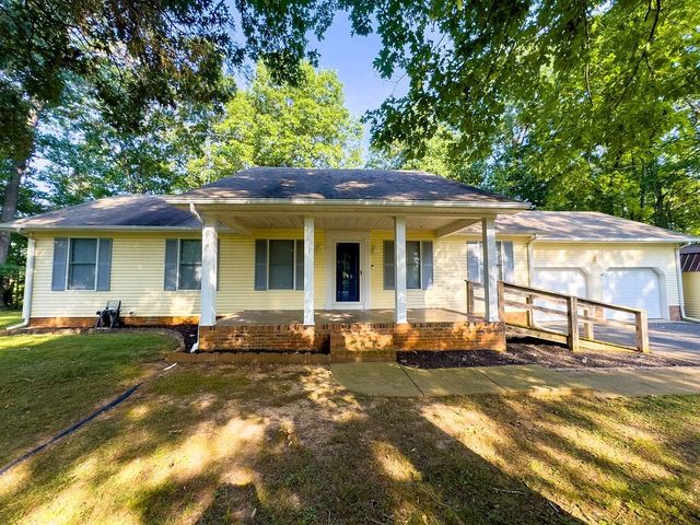 545 Quisenberry Ln, Hopkinsville, KY 42240