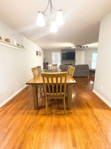 545 Quisenberry Ln, Hopkinsville, KY 42240