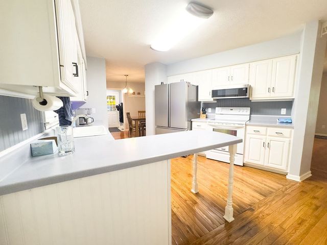 545 Quisenberry Ln, Hopkinsville, KY 42240