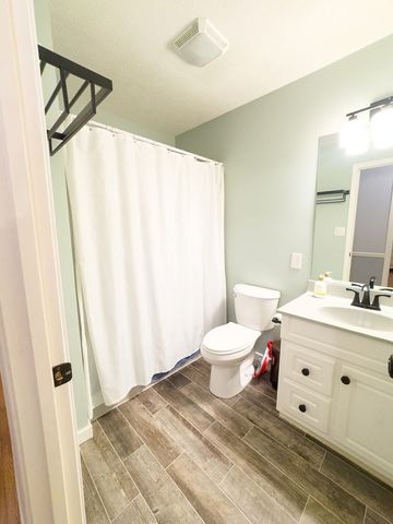 545 Quisenberry Ln, Hopkinsville, KY 42240