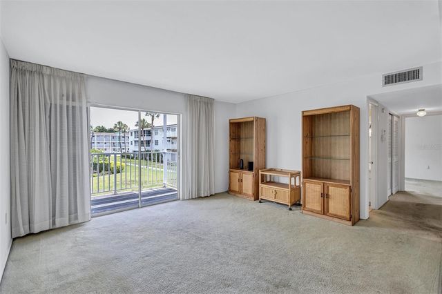 2217 SUNSET DRIVE E27, Bradenton, FL 34207