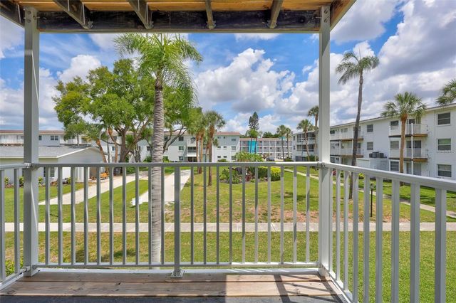 2217 SUNSET DRIVE E27, Bradenton, FL 34207