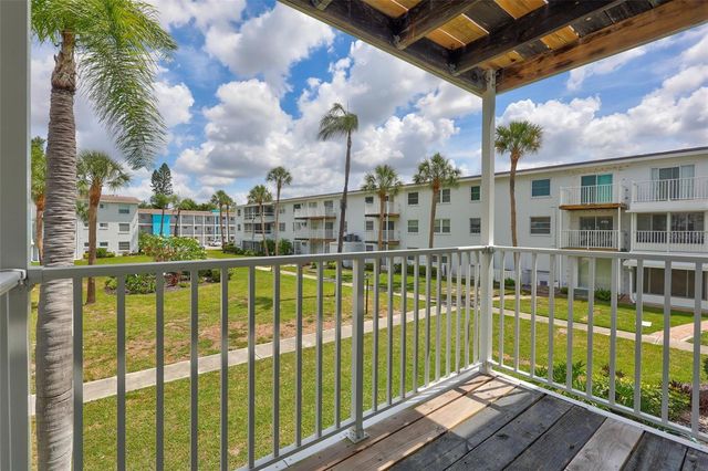2217 SUNSET DRIVE E27, Bradenton, FL 34207