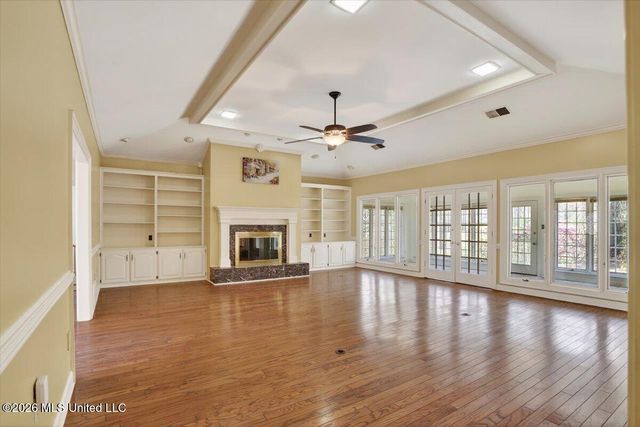 7170 Country Oaks Drive, Southaven, MS 38672