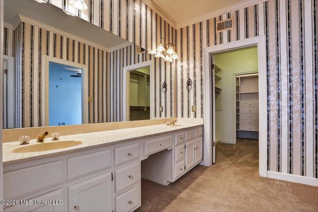 7170 Country Oaks Drive, Southaven, MS 38672