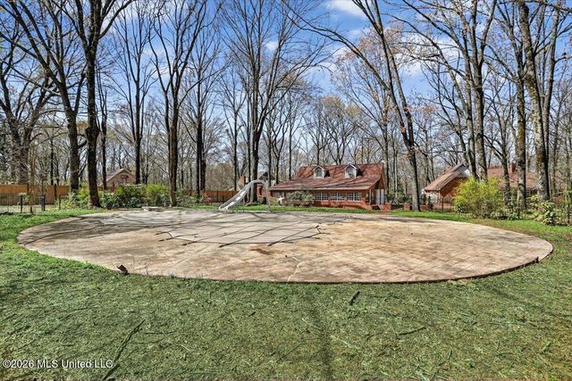 7170 Country Oaks Drive, Southaven, MS 38672