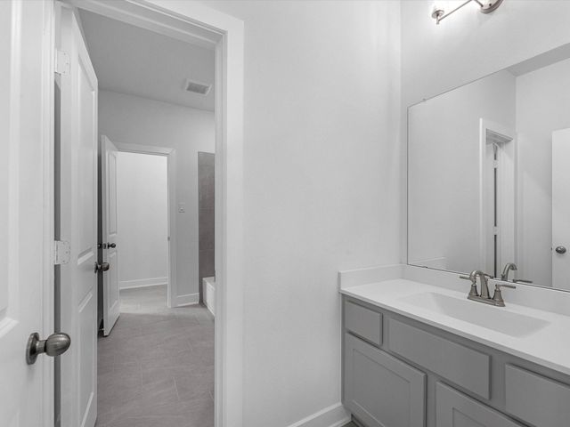 2714 Nova Beach Drive, Texas City, TX 77568