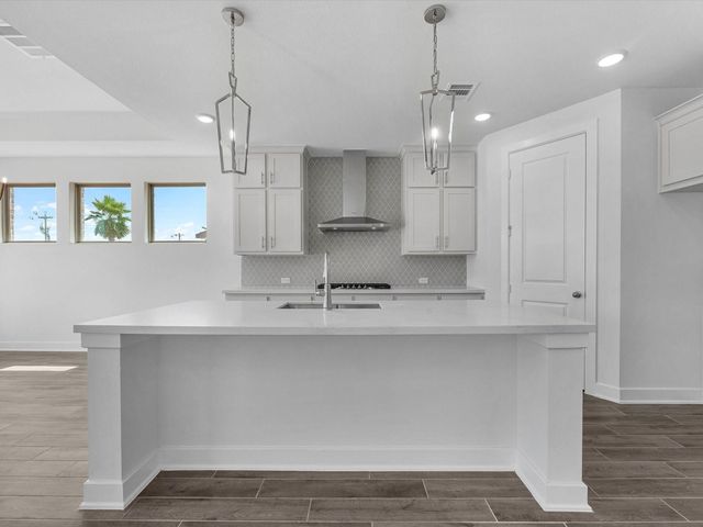 2714 Nova Beach Drive, Texas City, TX 77568