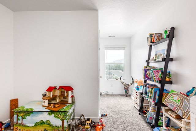 1084 E SEASIDE ST, Saratoga Springs, UT 84045