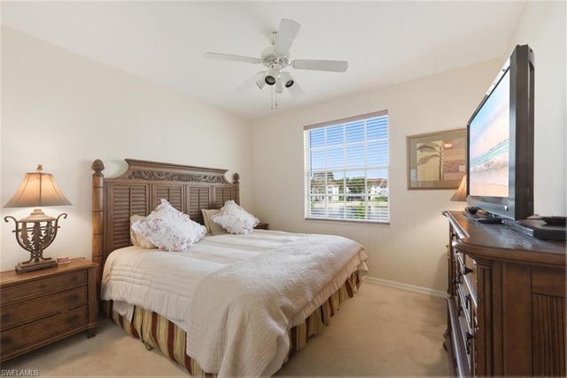 4610 Saint Croix LN 1021, Naples, FL 34109