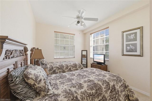 4610 Saint Croix LN 1021, Naples, FL 34109