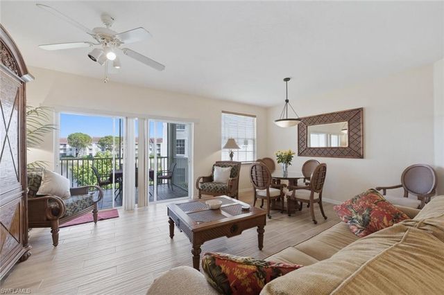 4610 Saint Croix LN 1021, Naples, FL 34109