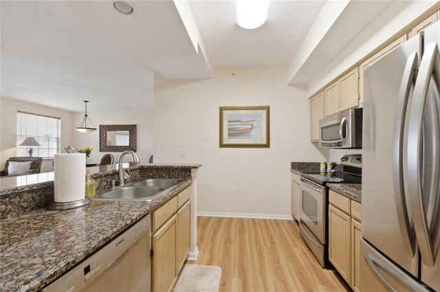 4610 Saint Croix LN 1021, Naples, FL 34109