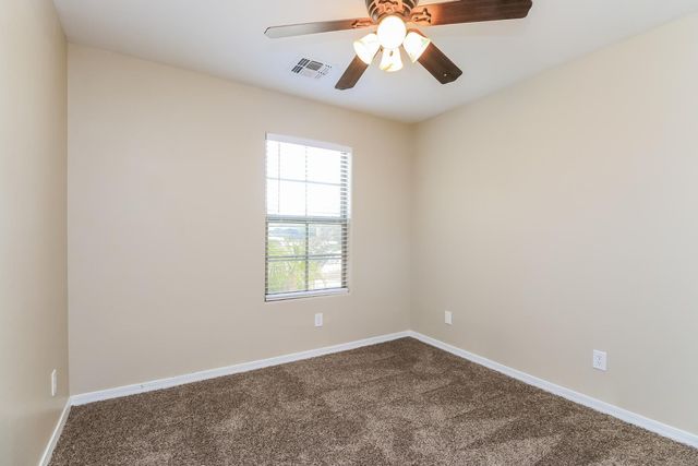 900 W Desert Canyon Drive, San Tan Valley, AZ 85143