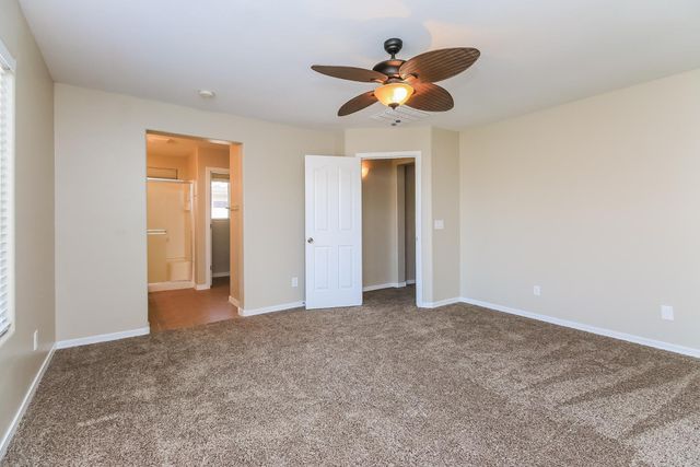 900 W Desert Canyon Drive, San Tan Valley, AZ 85143