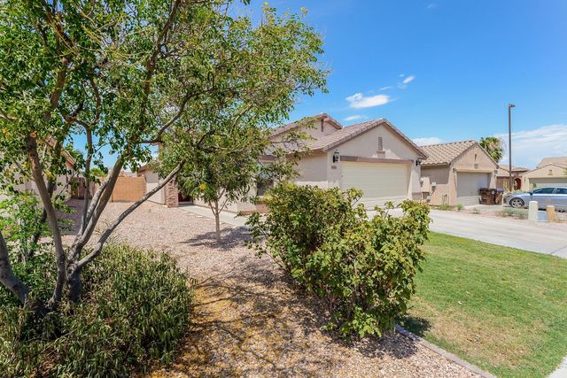 900 W Desert Canyon Drive, San Tan Valley, AZ 85143