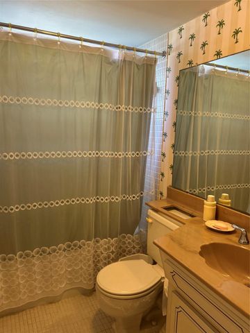 4191 NW 41st St 312, Lauderdale Lakes, FL 33319