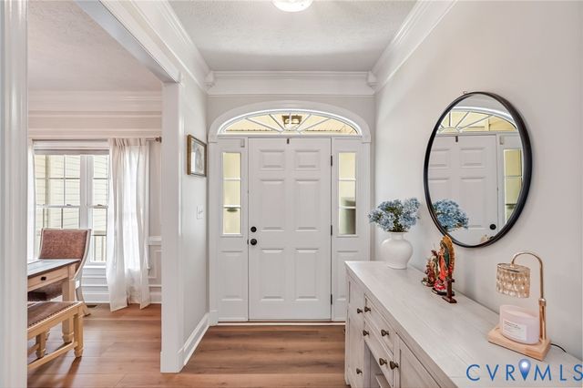 518 Greymont Ln, Chester, VA 23836