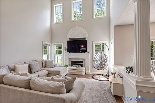 518 Greymont Ln, Chester, VA 23836