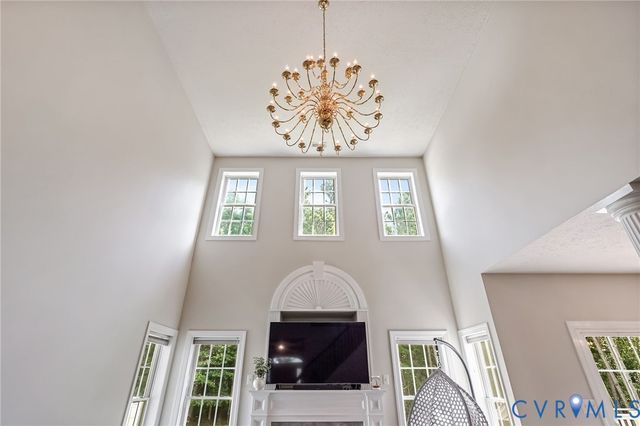 518 Greymont Ln, Chester, VA 23836