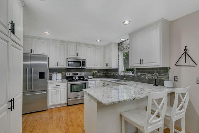 14000 Parkview Drive, Becker, MN 55308