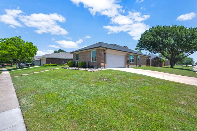 699 Montana Court N, Keller, TX 76248