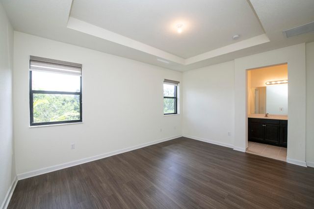 6574 S Anise Court, Davie, FL 33314