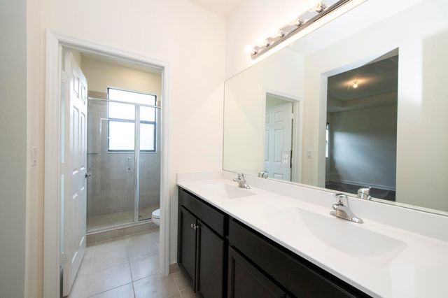 6574 S Anise Court, Davie, FL 33314