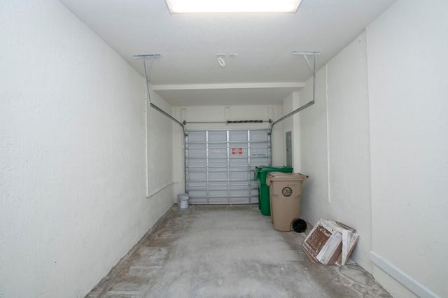 6574 S Anise Court, Davie, FL 33314