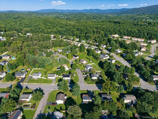4 Liberty Court, Washingtonville, NY 10992