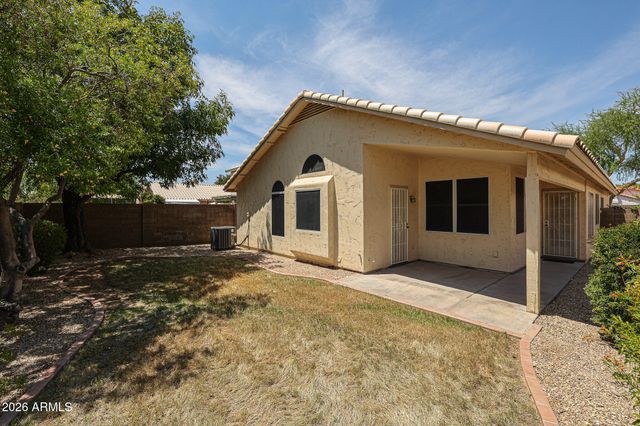 9833 W YUKON Drive, Peoria, AZ 85382