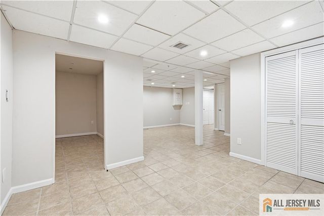 55 Parsler Place, Fords, NJ 08863